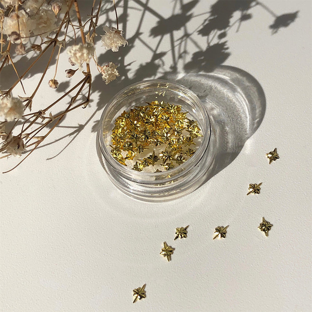 studs etoiles nail art
