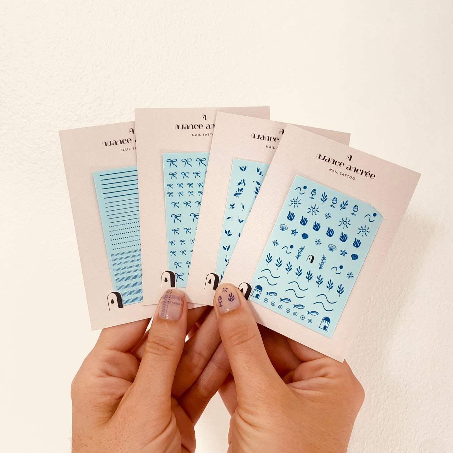 💙 Pack Love Blue Nail Tattoos