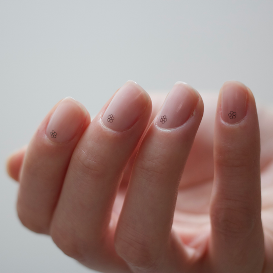 nail art fleur tendance