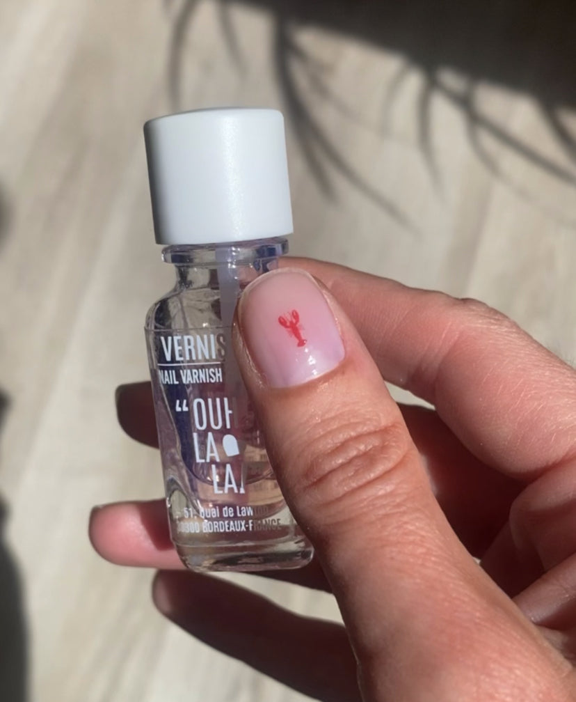 nail art minimalist facile, ongles décalcomanie