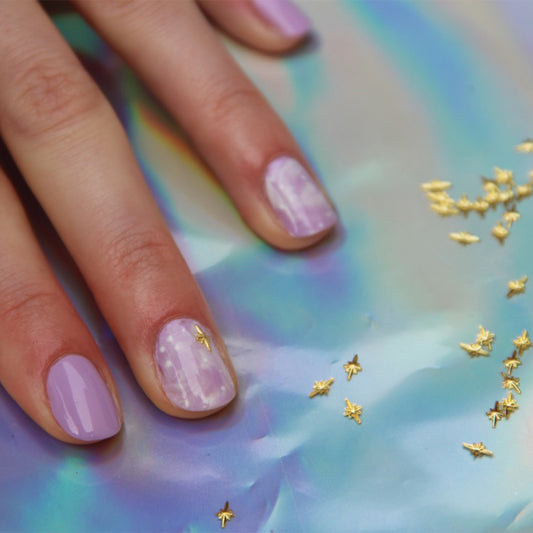 studs etoiles nail art