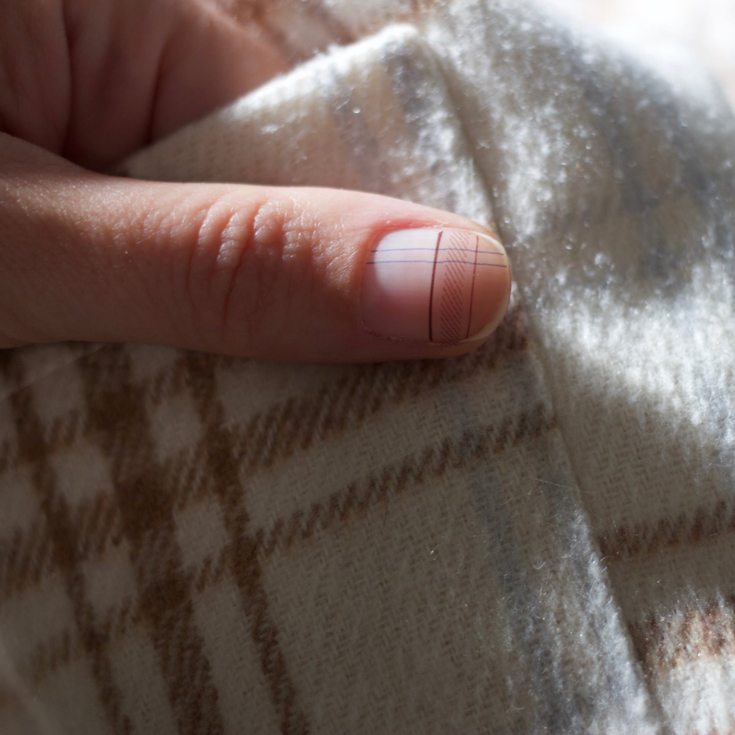 Nail Tattoos Tartan Marron